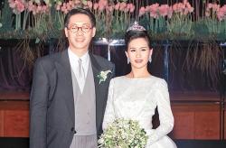 22年后再看许晋亨何超琼，才发现门当户对的婚姻，也不过如此 